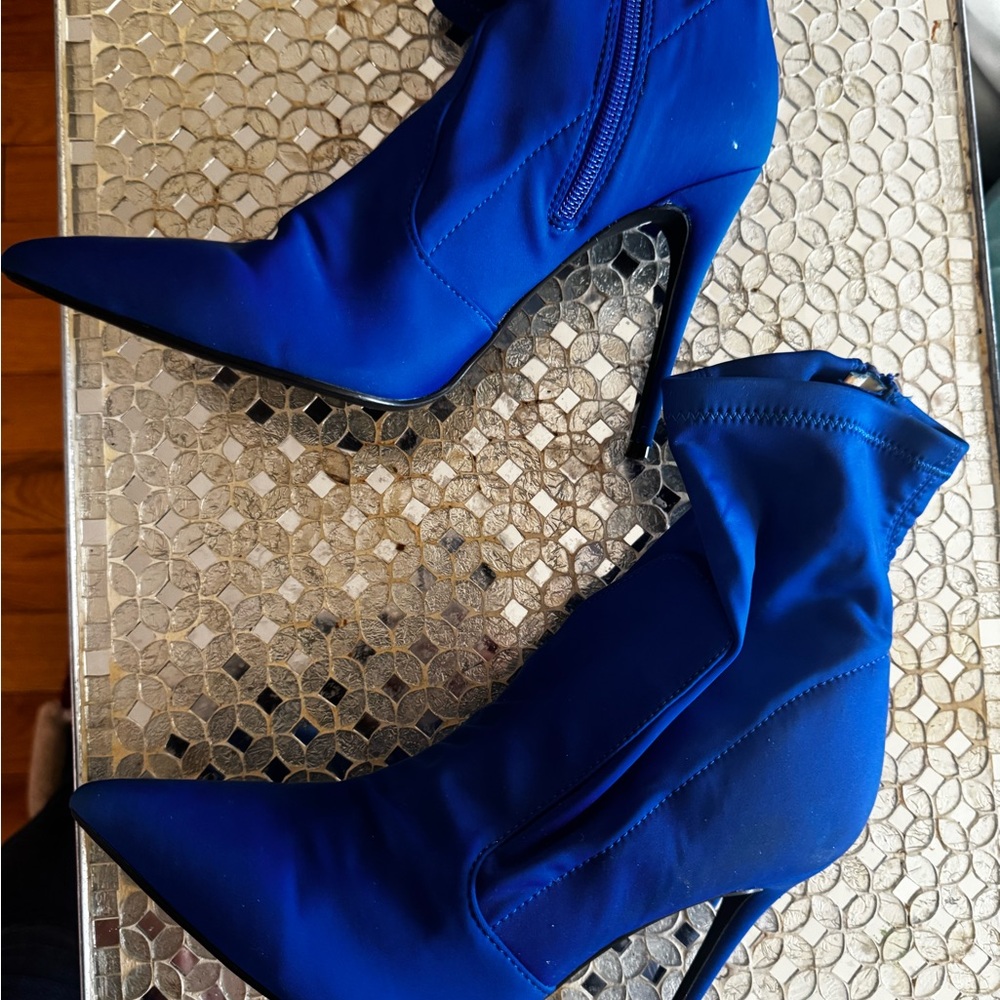 Miss Selfidge UK Elegant Blue Ankle Bootie Heels size 8 (39)